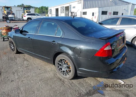 2010 Ford Fusion Se z USA, uszkodzony, nr VIN 3FAHP0HA0AR305923